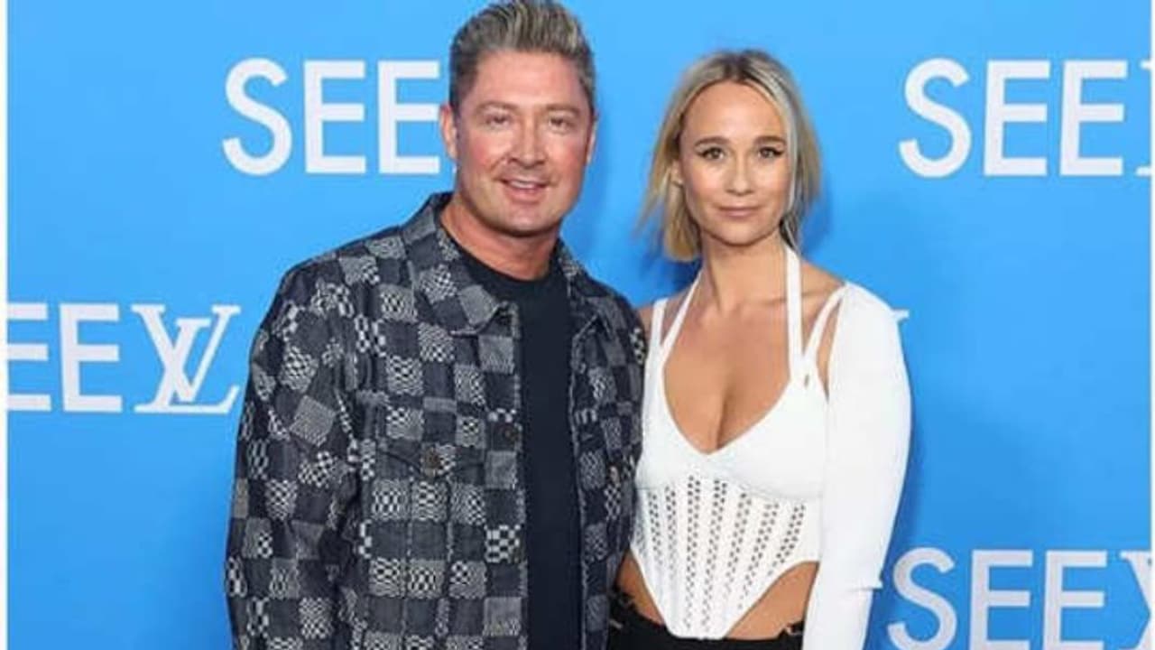 മുന്‍ കാമുകിയെ ചൊല്ലി തര്‍ക്കം, ഒടുവില്‍ മുഖത്തടി കിട്ടി; മൈക്കല്‍ ക്ലാര്‍ക്കിന് അടുത്ത തിരിച്ചടി വരുന്നു