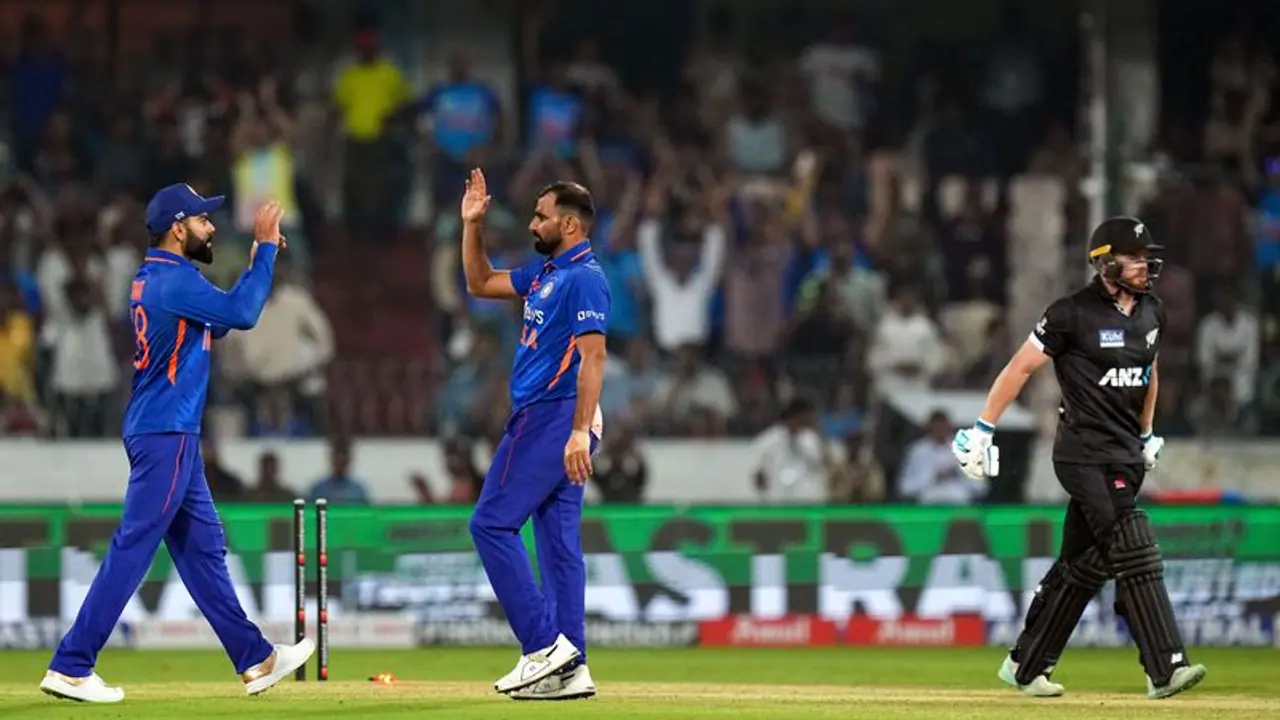 INDvsNZ 2nd ODI: టాస్ గెలిచిన టీమిండియా... రాయిపూర్లో మొట్టమొదటి వన్డే.. INDvsNZ 2nd ODI: టాస్ గెలిచిన టీమిండియా... రాయిపూర్లో మొట్టమొదటి వన్డే..