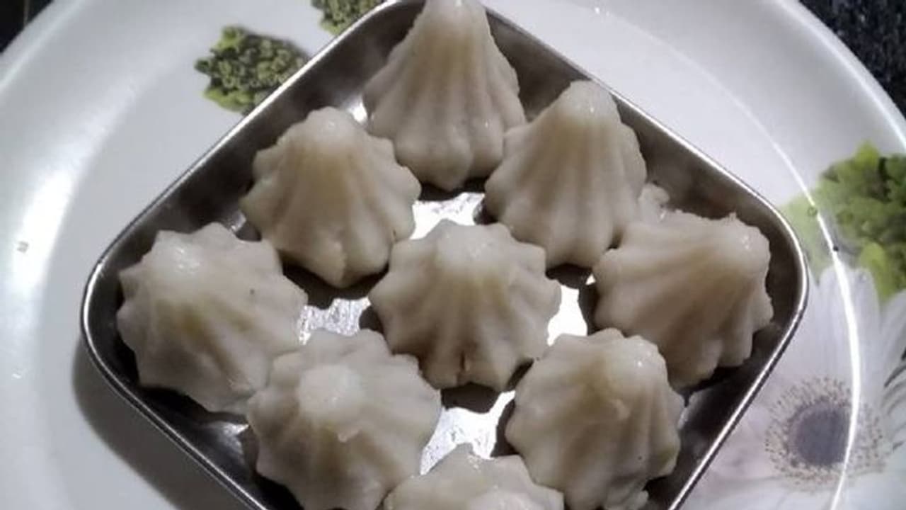 வாழைக்காய் பூரணக் கொழுக்கட்டை செய்ய தெரியுமா? அப்போ இதை படித்து செய்து பாருங்க! வாழைக்காய் பூரணக் கொழுக்கட்டை செய்ய தெரியுமா? அப்போ இதை படித்து செய்து பாருங்க!