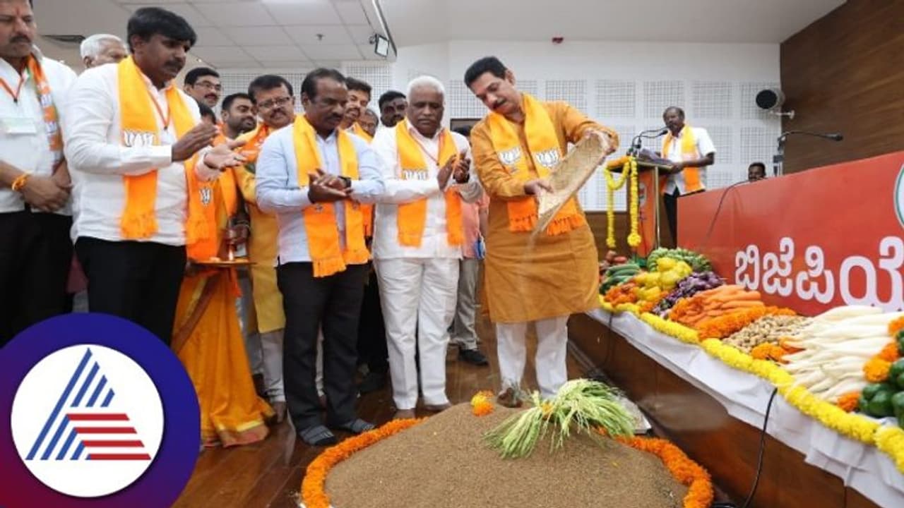 ಈ ಬಾರಿ ಬಿಜೆಪಿಗೆ 150 ಸ್ಥಾನ: ನಳಿನ್ ಕುಮಾರ್ ಕಟೀಲ್ ವಿಶ್ವಾಸ ಈ ಬಾರಿ ಬಿಜೆಪಿಗೆ 150 ಸ್ಥಾನ: ನಳಿನ್ ಕುಮಾರ್ ಕಟೀಲ್ ವಿಶ್ವಾಸ