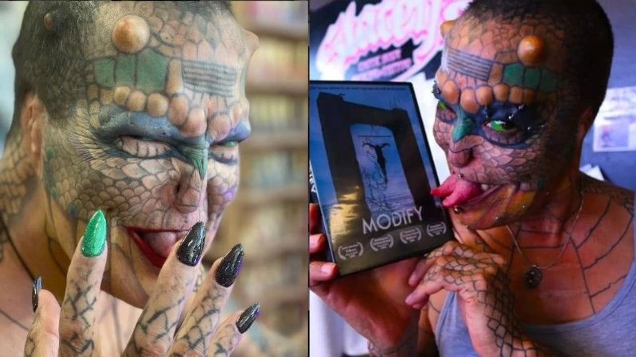 ചെവികളും മൂക്കും നീക്കം ചെയ്തു, തലയില് കൊമ്പുകള്, ഡ്രാഗണ് രൂപത്തില് ട്രാന്സ് വുമണ്! ചെവികളും മൂക്കും നീക്കം ചെയ്തു, തലയില് കൊമ്പുകള്, ഡ്രാഗണ് രൂപത്തില് ട്രാന്സ് വുമണ്!