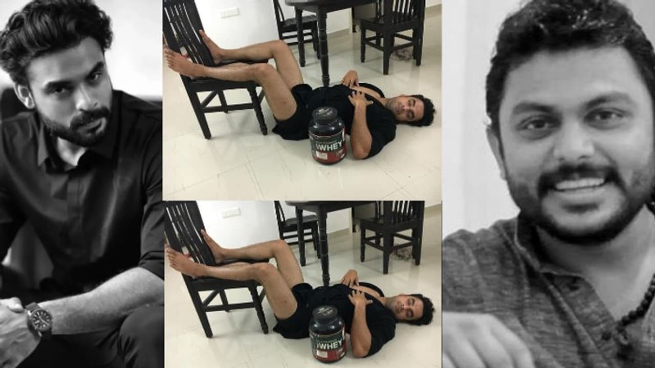 "ഏറ്റവും വിചിത്രമായ രീതിയിൽ കിടന്നുറങ്ങുന്ന സൂപ്പർ ഹീറോ"; വൈറലായ ചിത്രത്തിന് ടൊവിനൊയുടെ മറുപടി.! "ഏറ്റവും വിചിത്രമായ രീതിയിൽ കിടന്നുറങ്ങുന്ന സൂപ്പർ ഹീറോ"; വൈറലായ ചിത്രത്തിന് ടൊവിനൊയുടെ മറുപടി.!