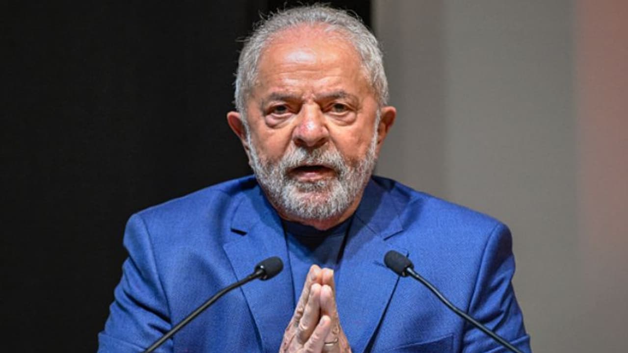 ഭരണസിരാ കേന്ദ്രത്തിലെ ആക്രമണം; സൈനിക മേധാവിയെ പുറത്താക്കി ബ്രസീല് പ്രസിഡന്റ് ഭരണസിരാ കേന്ദ്രത്തിലെ ആക്രമണം; സൈനിക മേധാവിയെ പുറത്താക്കി ബ്രസീല് പ്രസിഡന്റ്