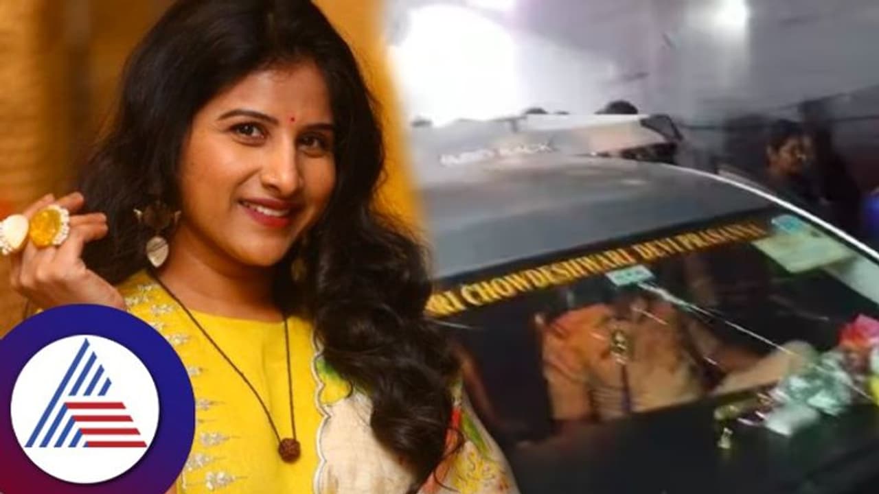  ಬಳ್ಳಾರಿಯಲ್ಲಿ ನನ್ನ ಮೇಲೆ ಅಟ್ಯಾಕ್ ಆಗಿಲ್ಲ, ಕನ್ನಡಿಗರು ಪ್ರೀತಿ ಕೊಟ್ಟಿದ್ದಾರೆ; ವಿವಾದಕ್ಕೆ ಗಾಯಕಿ ಮಂಗ್ಲಿ ಬ್ರೇಕ್