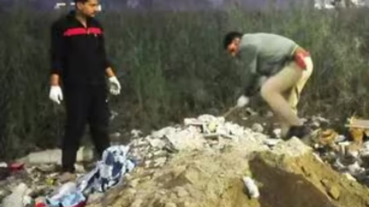 ഉപേക്ഷിക്കപ്പെട്ട ബാഗിന് ചുറ്റും തെരുവുനായ്ക്കൾ; പരിശോധിച്ചപ്പോൾ കണ്ടത് മൃതദേഹം, തെളിഞ്ഞത് 23കാരന്റെ കൊലപാതകം