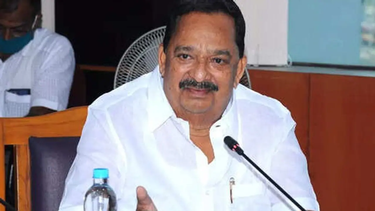 9 கோடி ரூபாய் நட்டத்தில் இருந்த கைதறி துறை 20 கோடி ரூபாய் லாபத்தில் இயங்குகிறது அமைச்சர் பெருமிதம்