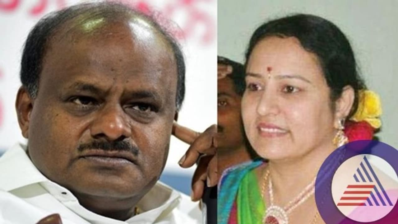 ಹಾಸನದಲ್ಲಿ ಭವಾನಿಗೆ ಟಕೆಟ್ ಸಿಗೋದು ಡೌಟು: ಸಾಮಾನ್ಯ ಕಾರ್ಯಕರ್ತನಿಗೆ ಟಿಕೆಟ್ ಕೊಡ್ತೀನಿ ಎಂದ ಕುಮಾರಸ್ವಾಮಿ ಹಾಸನದಲ್ಲಿ ಭವಾನಿಗೆ ಟಕೆಟ್ ಸಿಗೋದು ಡೌಟು: ಸಾಮಾನ್ಯ ಕಾರ್ಯಕರ್ತನಿಗೆ ಟಿಕೆಟ್ ಕೊಡ್ತೀನಿ ಎಂದ ಕುಮಾರಸ್ವಾಮಿ