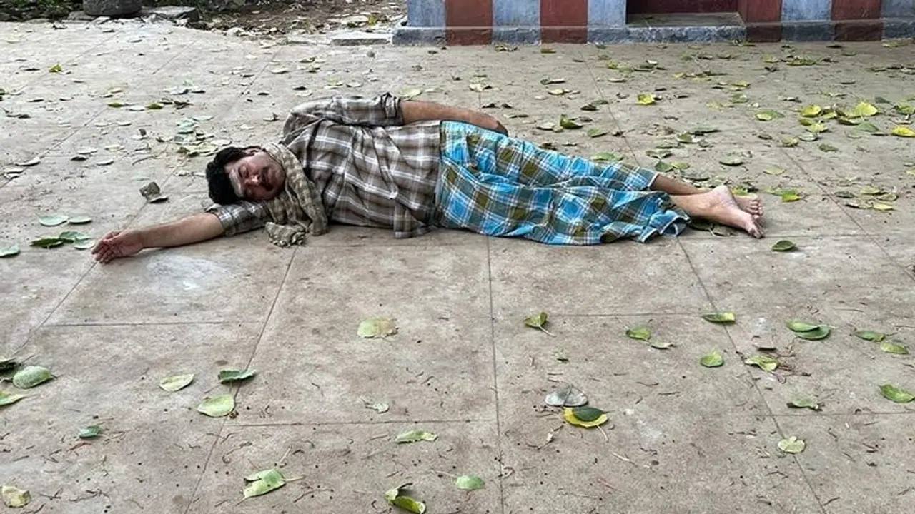 'നൻപകൽ നേരത്ത് മയക്കം' ; ലോക്കേഷനിലെ മമ്മൂട്ടിയുടെ ഉറക്കം വൈറല്.! 'നൻപകൽ നേരത്ത് മയക്കം' ; ലോക്കേഷനിലെ മമ്മൂട്ടിയുടെ ഉറക്കം വൈറല്.!