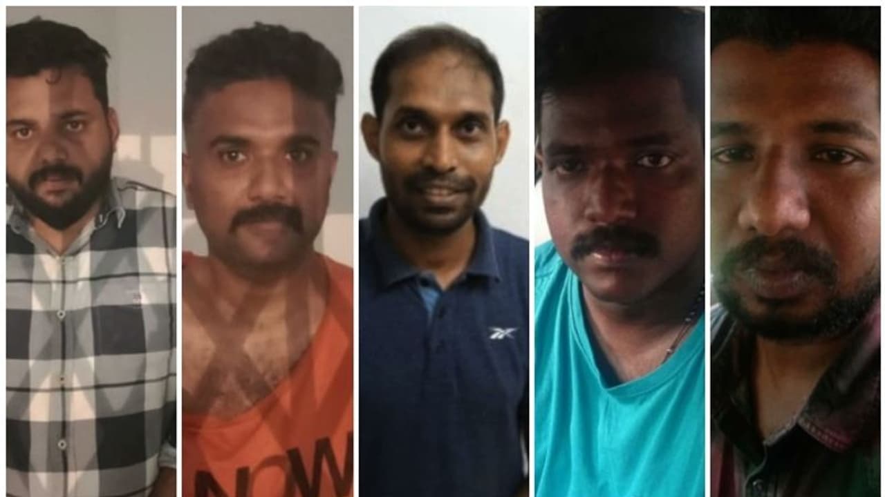 വിദേശ കറൻസിയുണ്ടെന്ന് കരുതി യുവാവിന്റെ ബാഗ് തട്ടിയെടുത്തു; കോട്ടയത്ത് അഞ്ചംഗ സംഘം അറസ്റ്റിൽ വിദേശ കറൻസിയുണ്ടെന്ന് കരുതി യുവാവിന്റെ ബാഗ് തട്ടിയെടുത്തു; കോട്ടയത്ത് അഞ്ചംഗ സംഘം അറസ്റ്റിൽ