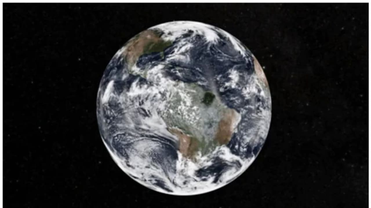 ഭൂമിയുടെ അകക്കാമ്പിന്റെ ചലനം നിലച്ചു, പിന്നെ വിപരീത ദിശയിലായി; പഠനറിപ്പോർട്ട് പുറത്ത് ഭൂമിയുടെ അകക്കാമ്പിന്റെ ചലനം നിലച്ചു, പിന്നെ വിപരീത ദിശയിലായി; പഠനറിപ്പോർട്ട് പുറത്ത്