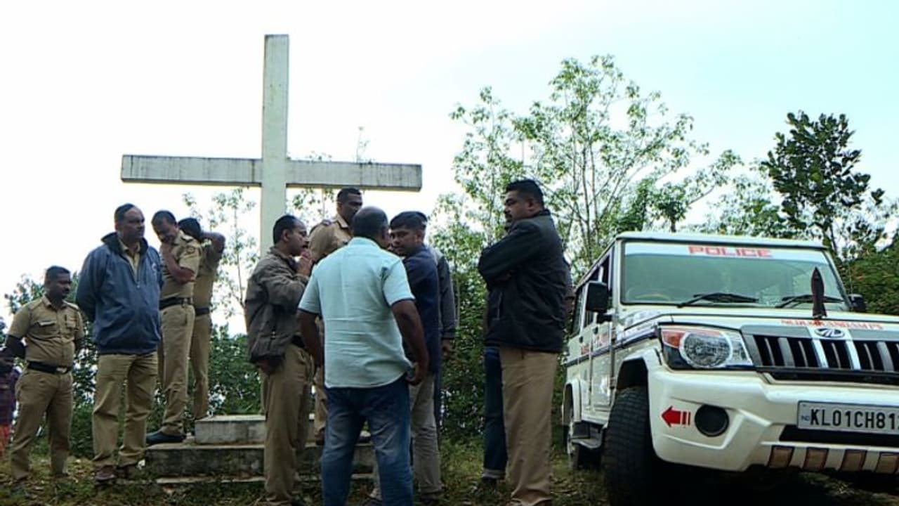 പോക്സോ കേസ് പ്രതി കസ്റ്റഡിയിൽ നിന്നും രക്ഷപ്പെട്ട സംഭവം: രണ്ട് പൊലീസുകാ‍ര്‍ക്ക് സസ്പെൻഷൻ 