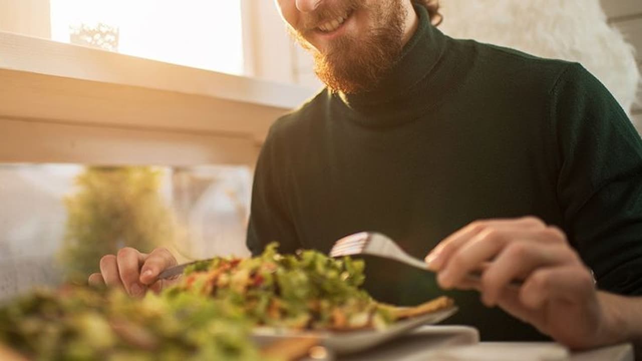 പുരുഷന്മാരുടെ ശ്രദ്ധയ്ക്ക് ; ഈ പോഷകങ്ങൾ അടങ്ങിയ ഭക്ഷണങ്ങൾ കഴിക്കുന്നത് ശീലമാക്കൂ പുരുഷന്മാരുടെ ശ്രദ്ധയ്ക്ക് ; ഈ പോഷകങ്ങൾ അടങ്ങിയ ഭക്ഷണങ്ങൾ കഴിക്കുന്നത് ശീലമാക്കൂ