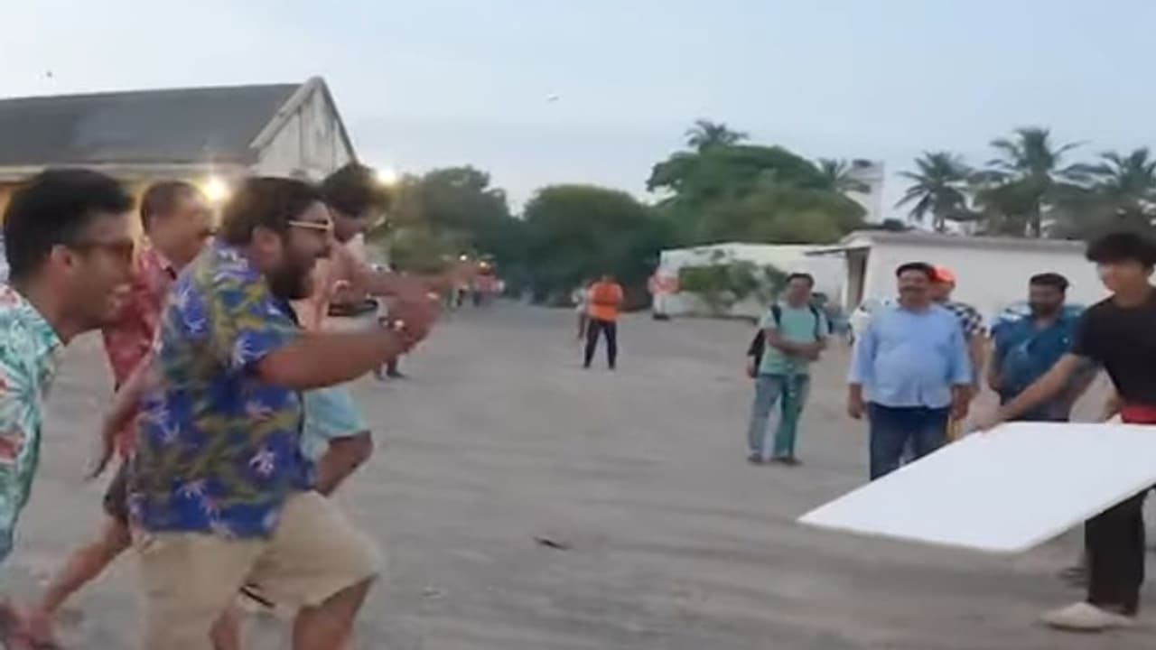 മാത്യുവും നസ്ലെനും പ്രധാന കഥാപാത്രങ്ങളാകുന്ന ചിത്രം, 'നെയ്മര്' മെയ്ക്കിംഗ് വീഡിയോ മാത്യുവും നസ്ലെനും പ്രധാന കഥാപാത്രങ്ങളാകുന്ന ചിത്രം, 'നെയ്മര്' മെയ്ക്കിംഗ് വീഡിയോ