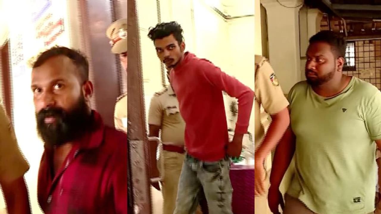 യുവാവിനെയും ഭാര്യയെയും തട്ടിക്കൊണ്ടുപോയി, ഭാര്യയെ വഴിയിൽവിട്ടു; മർദ്ദിക്കാൻ തെരഞ്ഞെടുത്തത് അടൂർ റെസ്റ്റ് ഹൌസ് യുവാവിനെയും ഭാര്യയെയും തട്ടിക്കൊണ്ടുപോയി, ഭാര്യയെ വഴിയിൽവിട്ടു; മർദ്ദിക്കാൻ തെരഞ്ഞെടുത്തത് അടൂർ റെസ്റ്റ് ഹൌസ്