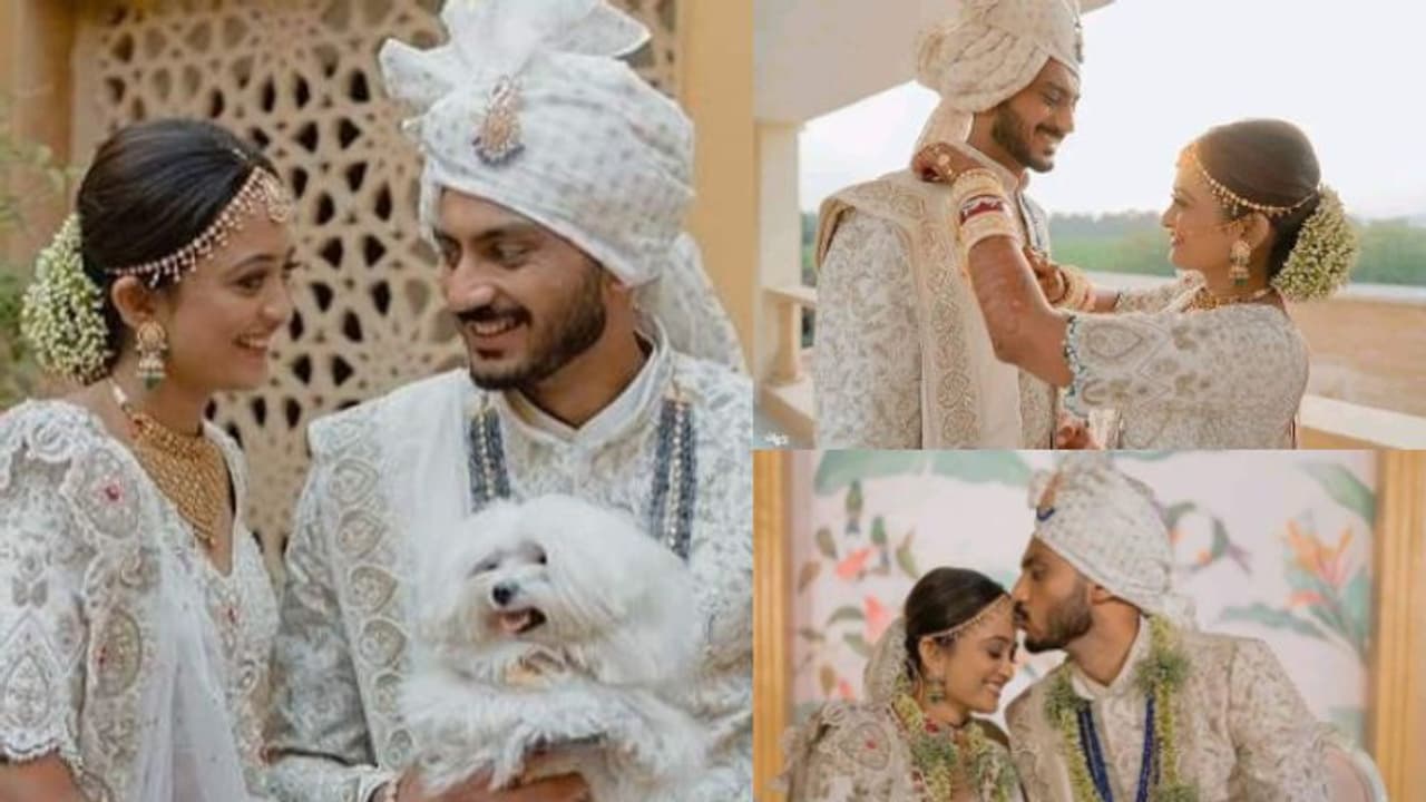 సైలెంట్గా పెళ్లి చేసుకున్న అక్షర్ పటేల్... గర్ల్ ఫ్రెండ్ మెహా పటేల్తో ఘనంగా వివాహం... సైలెంట్గా పెళ్లి చేసుకున్న అక్షర్ పటేల్... గర్ల్ ఫ్రెండ్ మెహా పటేల్తో ఘనంగా వివాహం...