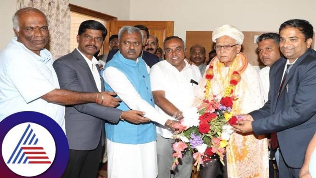 ಮೋದಿ ಪ್ರಧಾನಿಯಾಗಿದ್ದರಿಂದ ನನಗೆ ಪದ್ಮಭೂಷಣ ಬಂತು: ಎಸ್.ಎಲ್. ಭೈರಪ್ಪ ಮೋದಿ ಪ್ರಧಾನಿಯಾಗಿದ್ದರಿಂದ ನನಗೆ ಪದ್ಮಭೂಷಣ ಬಂತು: ಎಸ್.ಎಲ್. ಭೈರಪ್ಪ