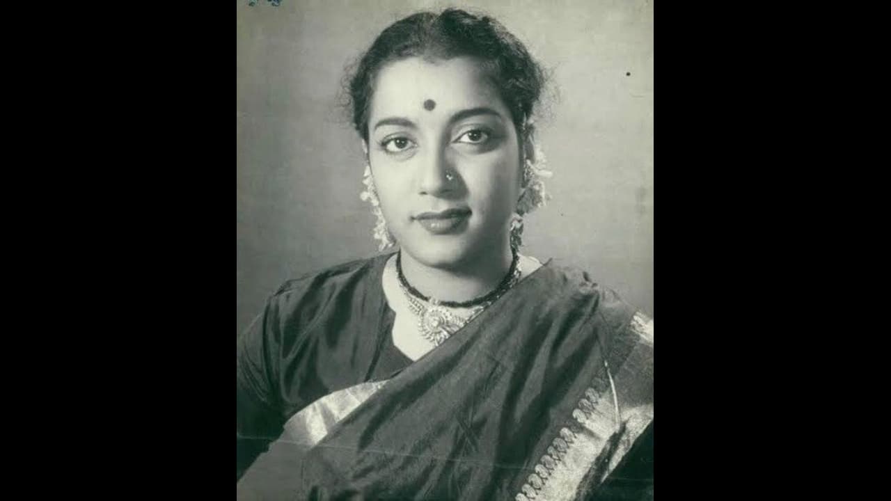 ఇక సెలవు.. ముగిసిన జమున అంత్యక్రియలు, వెండితెర సత్యభామకు అభిమానుల కన్నీటి వీడ్కోలు ఇక సెలవు.. ముగిసిన జమున అంత్యక్రియలు, వెండితెర సత్యభామకు అభిమానుల కన్నీటి వీడ్కోలు