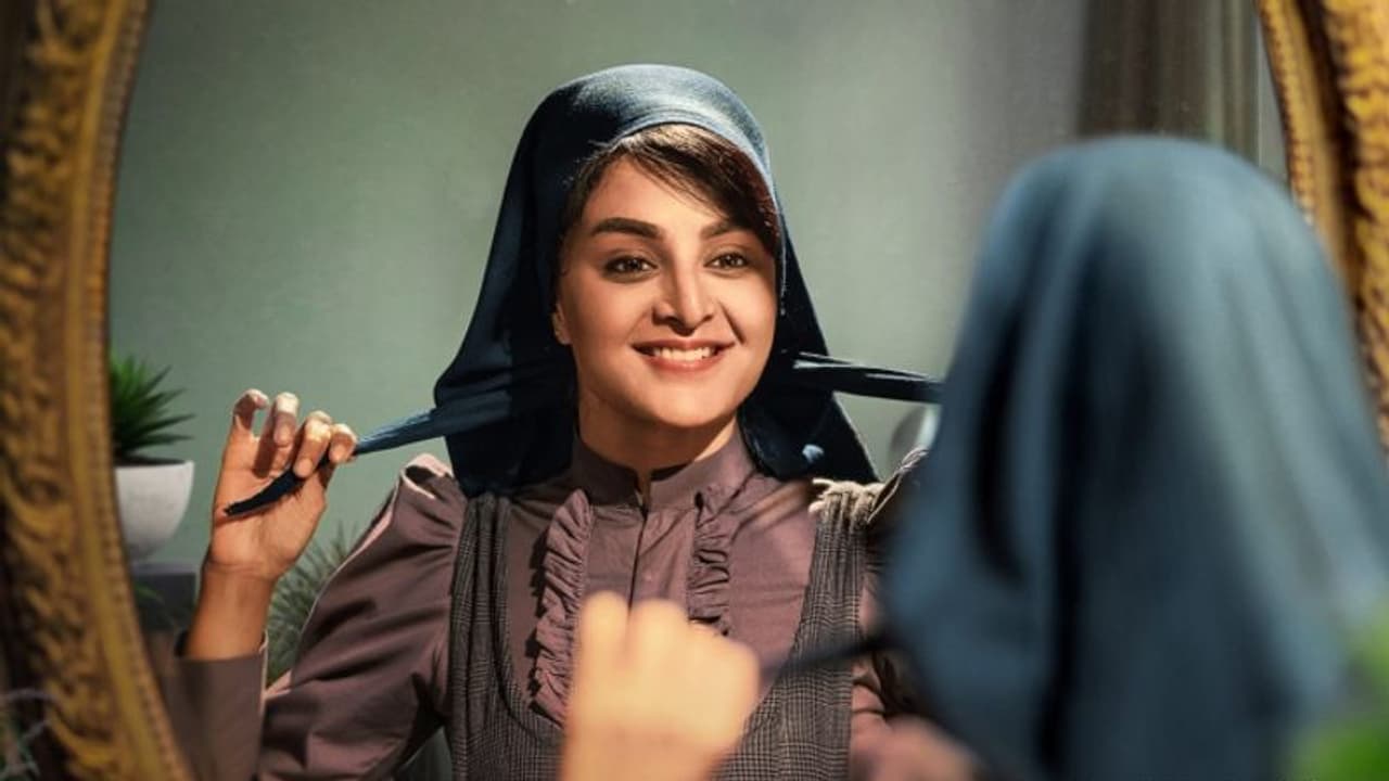 മഞ്ജു വാര്യരുടെ കരുത്തുറ്റ കഥാപാത്രം; പ്രേക്ഷക ഹൃദയം കവർന്ന് 'ആയിഷ' മുന്നോട്ട്