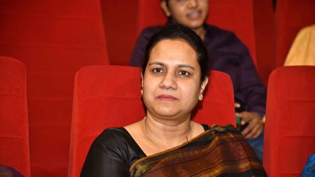 ಅಂಗಾಂಗ ದಾನ ದಿನಾಚರಣೆಗೆ ರಾಯಭಾರಿಯಾಗಿ ಅಶ್ವಿನಿ ಪುನೀತ್ ರಾಜಕುಮಾರ್ಗೆ ಸಚಿವ ಗುಂಡೂರಾವ್ ಆಹ್ವಾನ ಅಂಗಾಂಗ ದಾನ ದಿನಾಚರಣೆಗೆ ರಾಯಭಾರಿಯಾಗಿ ಅಶ್ವಿನಿ ಪುನೀತ್ ರಾಜಕುಮಾರ್ಗೆ ಸಚಿವ ಗುಂಡೂರಾವ್ ಆಹ್ವಾನ