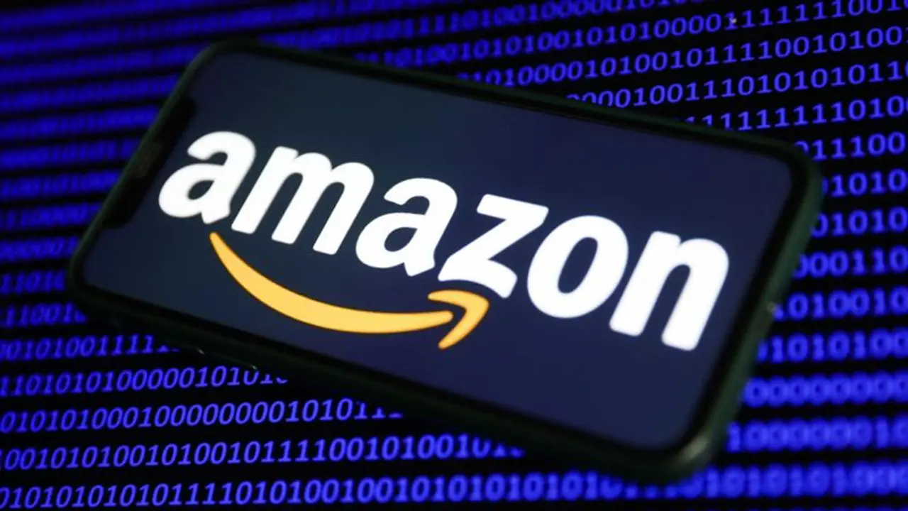 அமேசான் பெயரைச் சொல்லி பணம் பறிக்கும் புதிய மோசடி: காவல்துறை எச்சரிக்கை அமேசான் பெயரைச் சொல்லி பணம் பறிக்கும் புதிய மோசடி: காவல்துறை எச்சரிக்கை