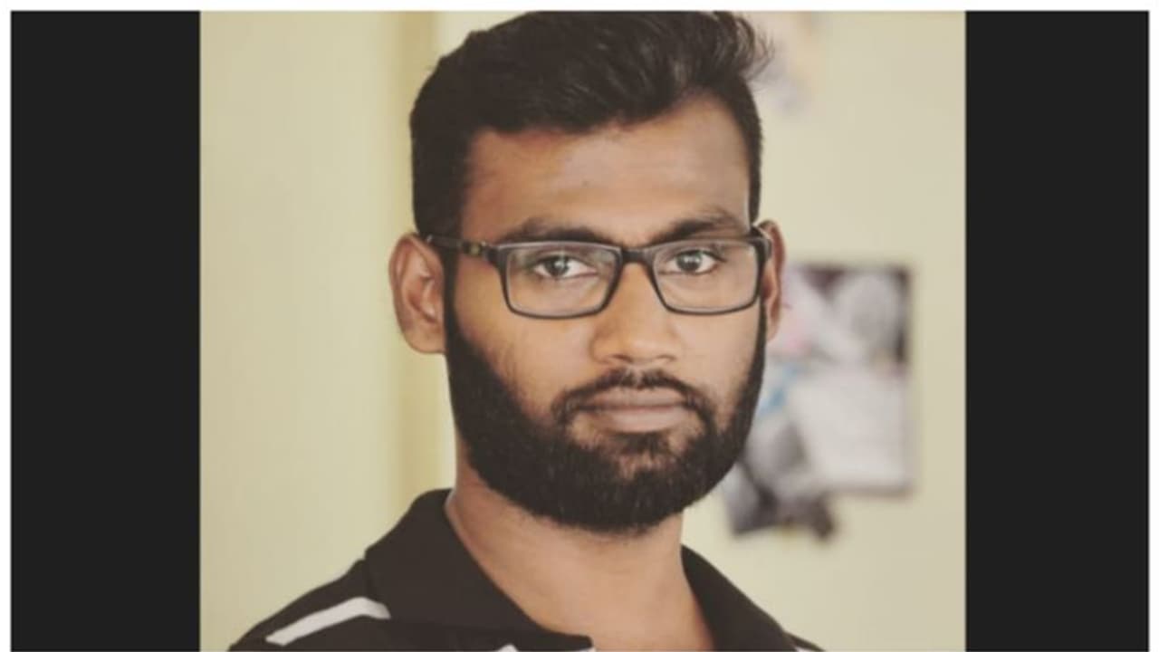 പോക്സോ കേസിൽ ജാമ്യം കിട്ടി പുറത്തിറങ്ങി; അതിജീവിതയെ പ്രതി മാനസികമായി പീഡിപ്പിക്കുന്നെന്ന പരാതിയുമായി കുടുംബം പോക്സോ കേസിൽ ജാമ്യം കിട്ടി പുറത്തിറങ്ങി; അതിജീവിതയെ പ്രതി മാനസികമായി പീഡിപ്പിക്കുന്നെന്ന പരാതിയുമായി കുടുംബം