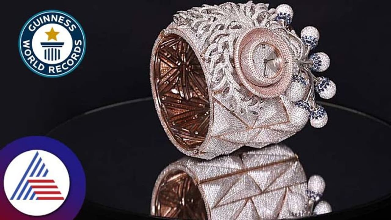 ಗಿನ್ನೆಸ್ ದಾಖಲೆ ಸೃಷ್ಟಿಸಿದ ಡೈಮೆಂಡ್ ವಾಚ್, ಇದರಲ್ಲಿವೆ ಬರೋಬ್ಬರಿ 17,524 ವಜ್ರಗಳು ಗಿನ್ನೆಸ್ ದಾಖಲೆ ಸೃಷ್ಟಿಸಿದ ಡೈಮೆಂಡ್ ವಾಚ್, ಇದರಲ್ಲಿವೆ ಬರೋಬ್ಬರಿ 17,524 ವಜ್ರಗಳು