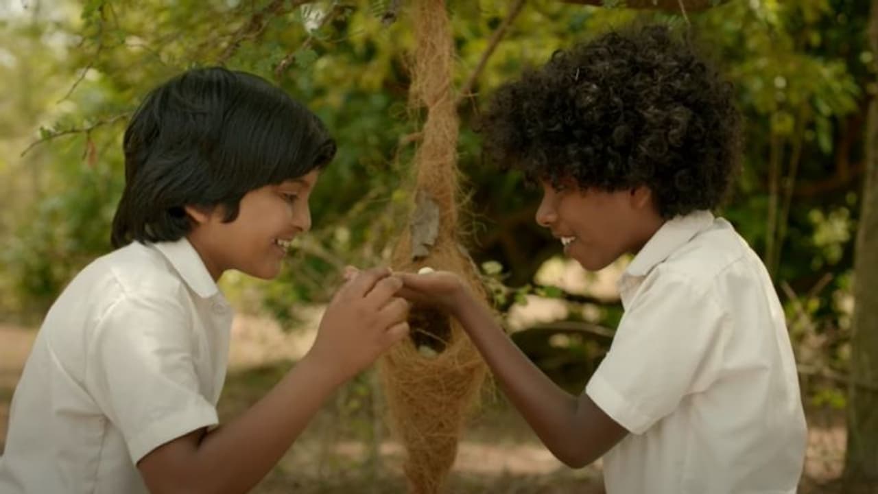 ഗൃഹാതുരതയുടെ ഫ്രെയ്‍മുകളുമായി 'നയന്‍റീസ് കിഡ്‍സ്'; വീഡിയോ സോംഗ് എത്തി