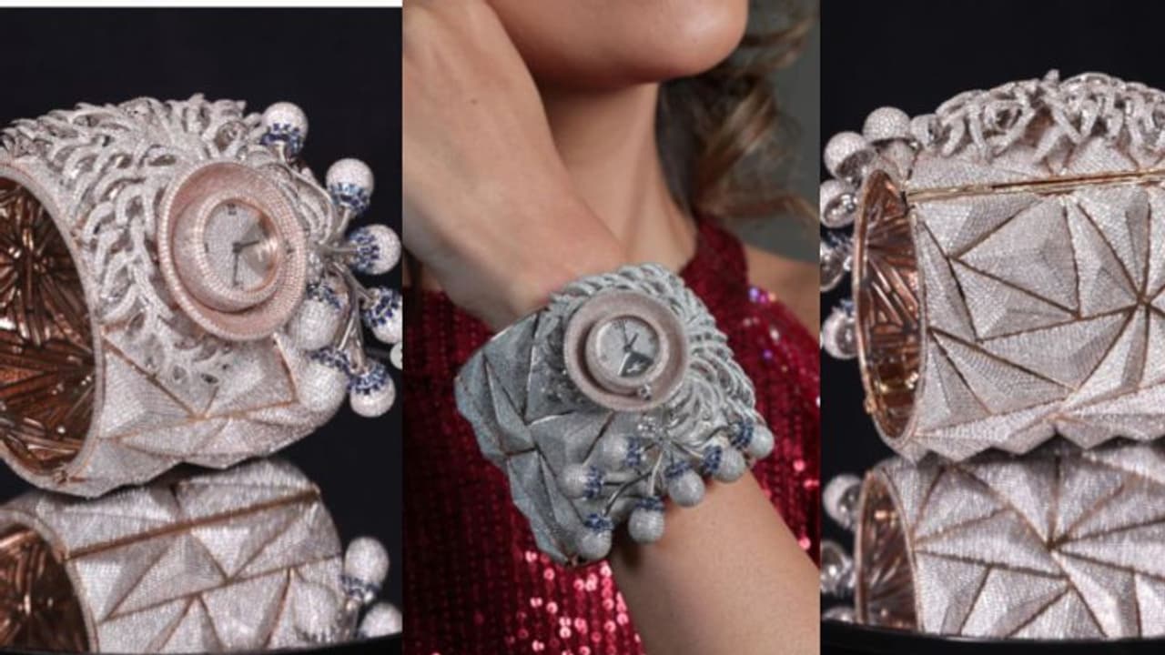 17,524 വജ്രങ്ങളുള്ള വാച്ച്! ഗിന്നസ് റെക്കോര്ഡില് ഇടം നേടി ഇന്ത്യക്കാരന്; വീഡിയോ 17,524 വജ്രങ്ങളുള്ള വാച്ച്! ഗിന്നസ് റെക്കോര്ഡില് ഇടം നേടി ഇന്ത്യക്കാരന്; വീഡിയോ