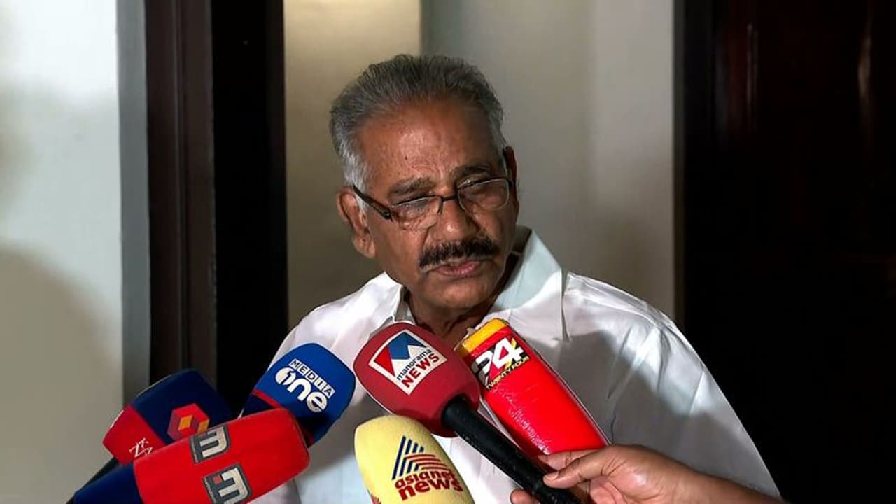 'അരിക്കൊമ്പൻ പൂർണ്ണ ആരോഗ്യവാൻ, പൂജ നടത്തിയത് വിവാദം ആക്കേണ്ട': മന്ത്രി എകെ ശശീന്ദ്രൻ 'അരിക്കൊമ്പൻ പൂർണ്ണ ആരോഗ്യവാൻ, പൂജ നടത്തിയത് വിവാദം ആക്കേണ്ട': മന്ത്രി എകെ ശശീന്ദ്രൻ