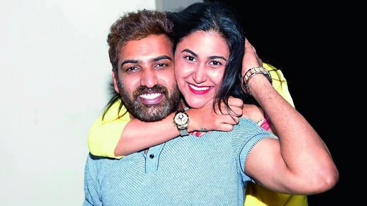 తారక రత్నకి ఆర్థిక ఇబ్బందులు నిజమా?.. వందల కోట్ల ఆస్తులు, వ్యాపారాల గురించి తెలిస్తే దిమ్మ తిరగాల్సిందే తారక రత్నకి ఆర్థిక ఇబ్బందులు నిజమా?.. వందల కోట్ల ఆస్తులు, వ్యాపారాల గురించి తెలిస్తే దిమ్మ తిరగాల్సిందే