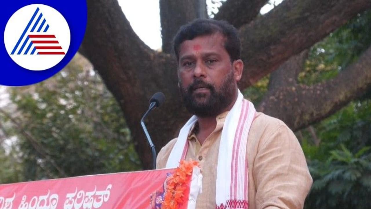 ಗುಜರಾತ್ ಹತ್ಯಾಕಾಂಡ ದುರಂತ ಅಲ್ಲ; ಹಿಂದುಗಳ ಪರಾಕ್ರಮ: ಶರಣ್ ಪಂಪ್ವೆಲ್ ವಿವಾದಾತ್ಮಕ ಹೇಳಿಕೆ ಗುಜರಾತ್ ಹತ್ಯಾಕಾಂಡ ದುರಂತ ಅಲ್ಲ; ಹಿಂದುಗಳ ಪರಾಕ್ರಮ: ಶರಣ್ ಪಂಪ್ವೆಲ್ ವಿವಾದಾತ್ಮಕ ಹೇಳಿಕೆ