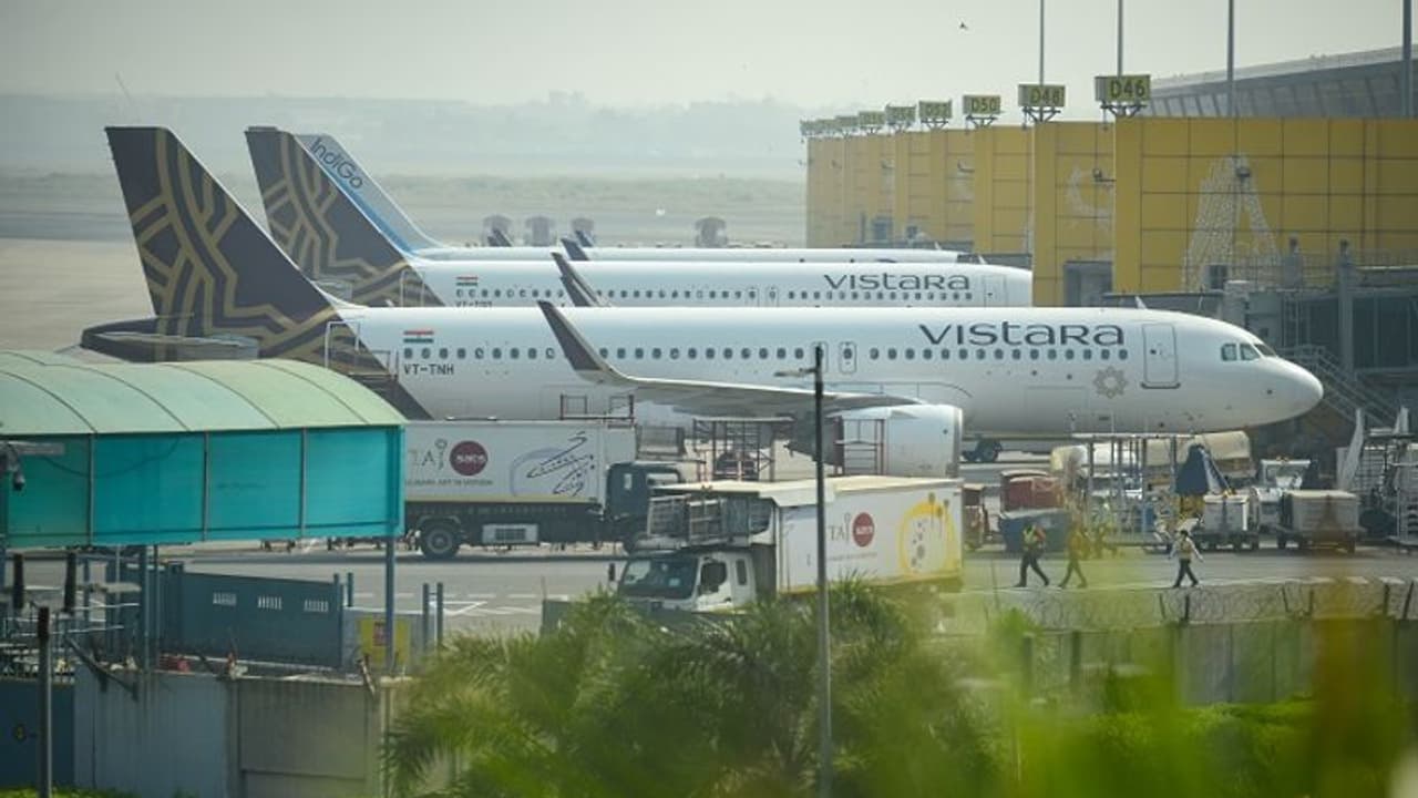 Italian female flyer onboard Abu Dhabi Mumbai arrested after assaulting crew members on Vistara flight