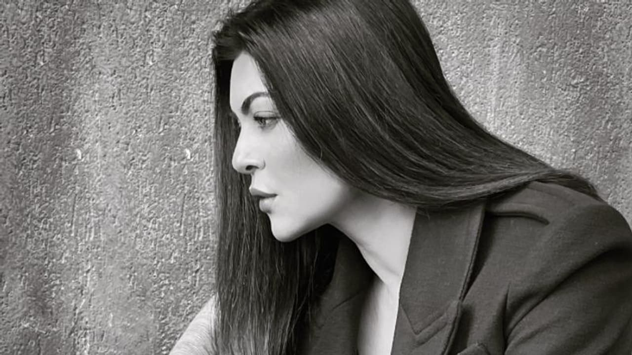 തനിക്ക് രൂപഭംഗിയില്ലെന്ന് വിഷമം പറഞ്ഞ് ആരാധിക; മറുപടിയുമായി സുസ്മിത സെന് തനിക്ക് രൂപഭംഗിയില്ലെന്ന് വിഷമം പറഞ്ഞ് ആരാധിക; മറുപടിയുമായി സുസ്മിത സെന്