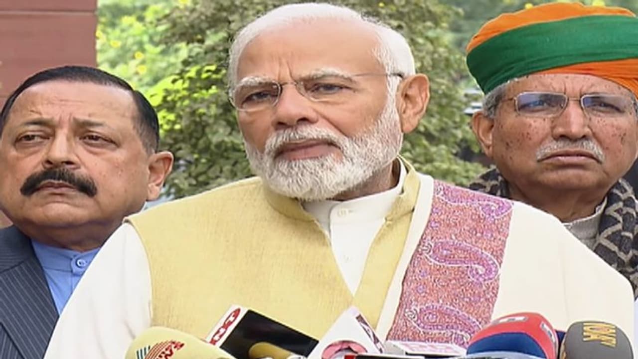 ‘‘ఇండియా ఫస్ట్.. సిటిజన్ ఫస్ట్’’ ఆలోచనను ముందుకు తీసుకెళ్తాం: ప్రధాని మోదీ ‘‘ఇండియా ఫస్ట్.. సిటిజన్ ఫస్ట్’’ ఆలోచనను ముందుకు తీసుకెళ్తాం: ప్రధాని మోదీ