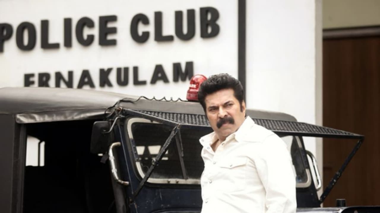 എറണാകുളം പൊലീസ് ക്ലബില്‍ മമ്മൂട്ടി, ഫോട്ടോ ഏറ്റെടുത്ത് ആരാധകര്‍