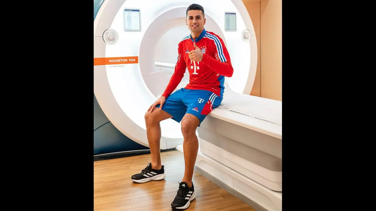 'What a transfer!' Bayern Munich fans go crazy as Joao Cancelo completes loan move from Manchester City 'What a transfer!' Bayern Munich fans go crazy as Joao Cancelo completes loan move from Manchester City