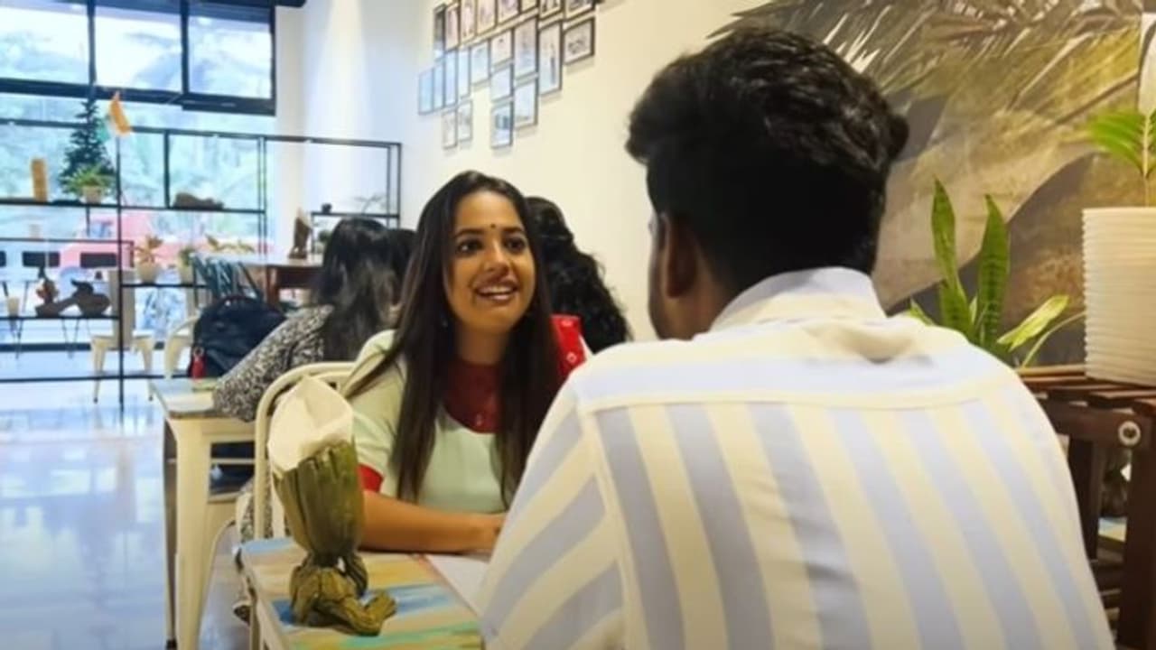 'ഇതാണ് പ്രേക്ഷകർ കാത്തിരുന്ന ആ കാമുകൻ'; വീഡിയോ പങ്കുവച്ച് അമൃത നായർ