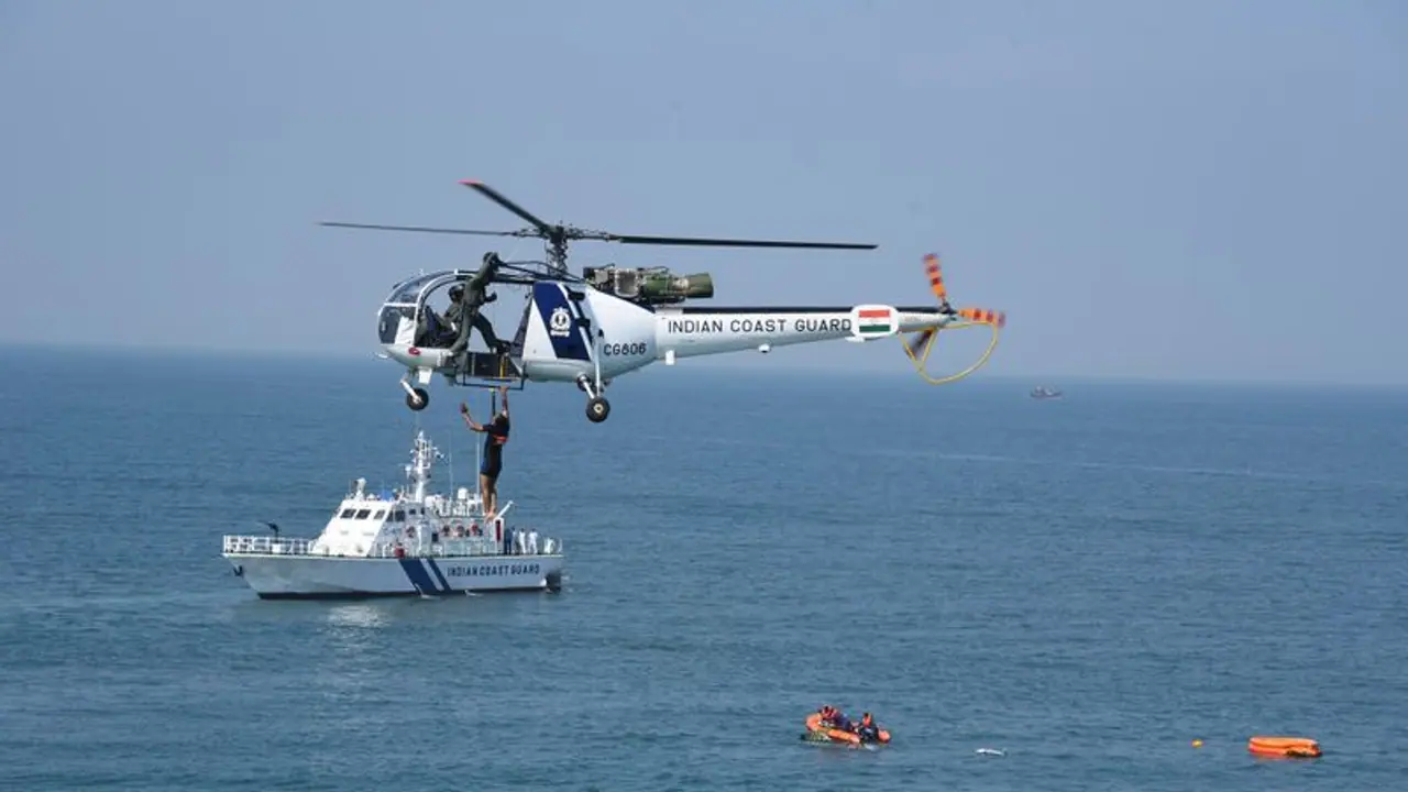 రైజింగ్ డే సందర్భంగా భారత తీర రక్షక దళానికి ప్రధాని మోడీ శుభాకాంక్షలు