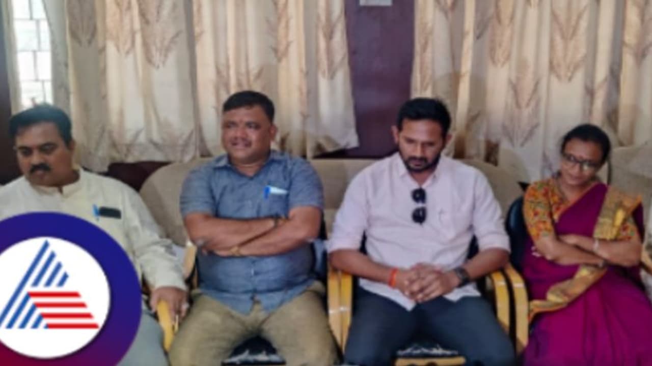 ಶಾಸಕ ಅರವಿಂದ 'ಬೆಲ್ಲದ ರುಚಿ' ಕೆಡಿಸ್ತಾರಾ ಕಾಂಗ್ರೆಸ್ ಯುವ ನಾಯಕ ಡಾ.ಮಯೂರ ಮೋರೆ! ಶಾಸಕ ಅರವಿಂದ 'ಬೆಲ್ಲದ ರುಚಿ' ಕೆಡಿಸ್ತಾರಾ ಕಾಂಗ್ರೆಸ್ ಯುವ ನಾಯಕ ಡಾ.ಮಯೂರ ಮೋರೆ!