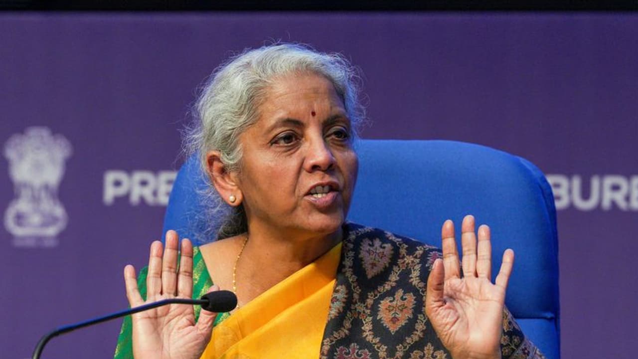 அதானி என்டர்பிரைசர்ஸ் FPO ரத்து இந்தியாவின் மரியாதையை பாதிக்காது: நிர்மலா சீதாராமன் நம்பிக்கை