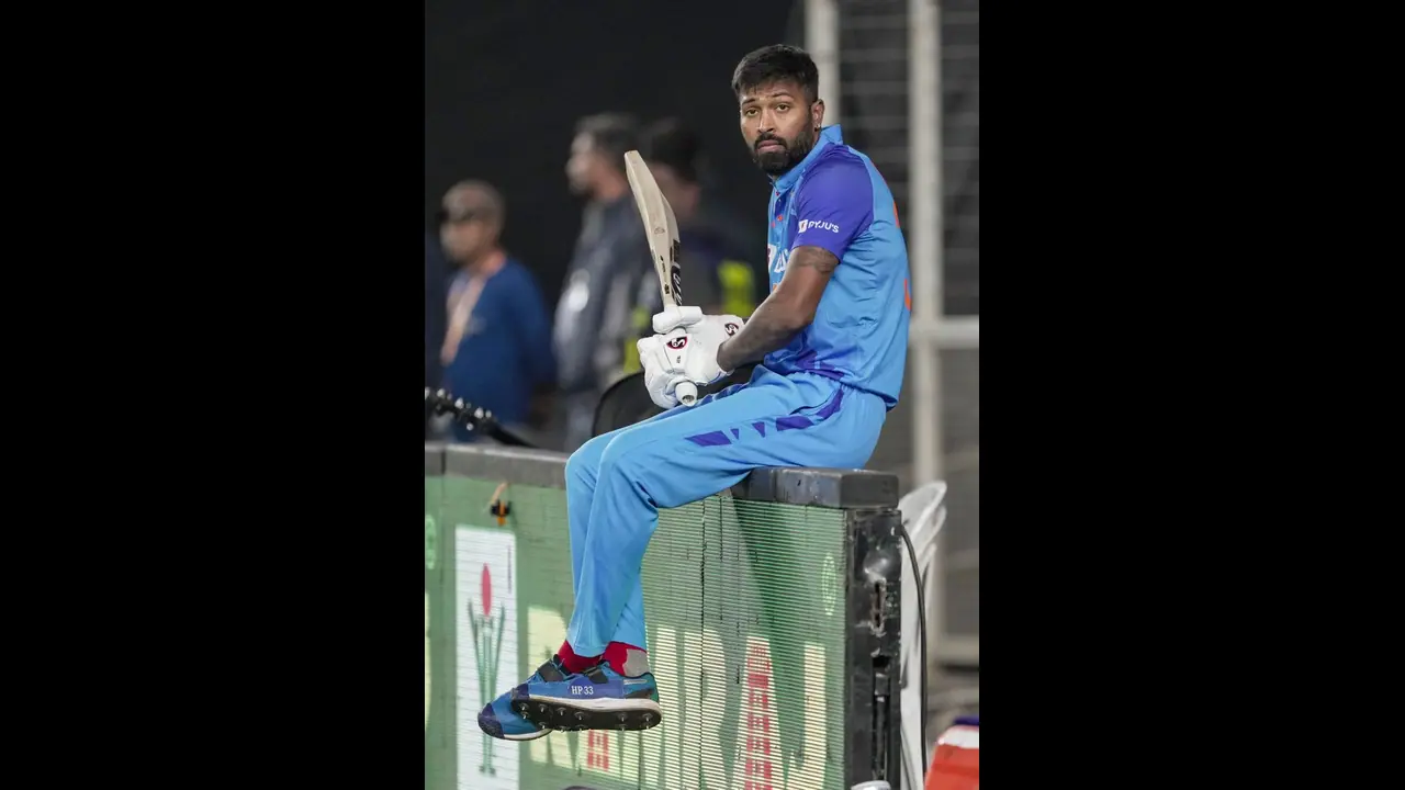 ഹാര്ദ്ദിക്കിന്റെ നിലപാടിനെയും ക്യാപ്റ്റന്സിയെയും വാഴ്ത്തി അശ്വിന് ഹാര്ദ്ദിക്കിന്റെ നിലപാടിനെയും ക്യാപ്റ്റന്സിയെയും വാഴ്ത്തി അശ്വിന്