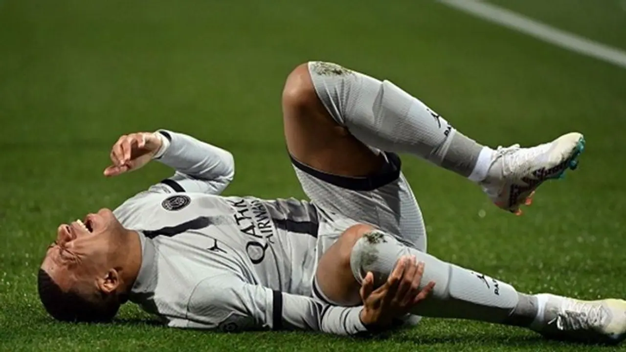 PSG, Bayern Munich fans engage in war of words as Mbappe injury looms large over Champions League clash