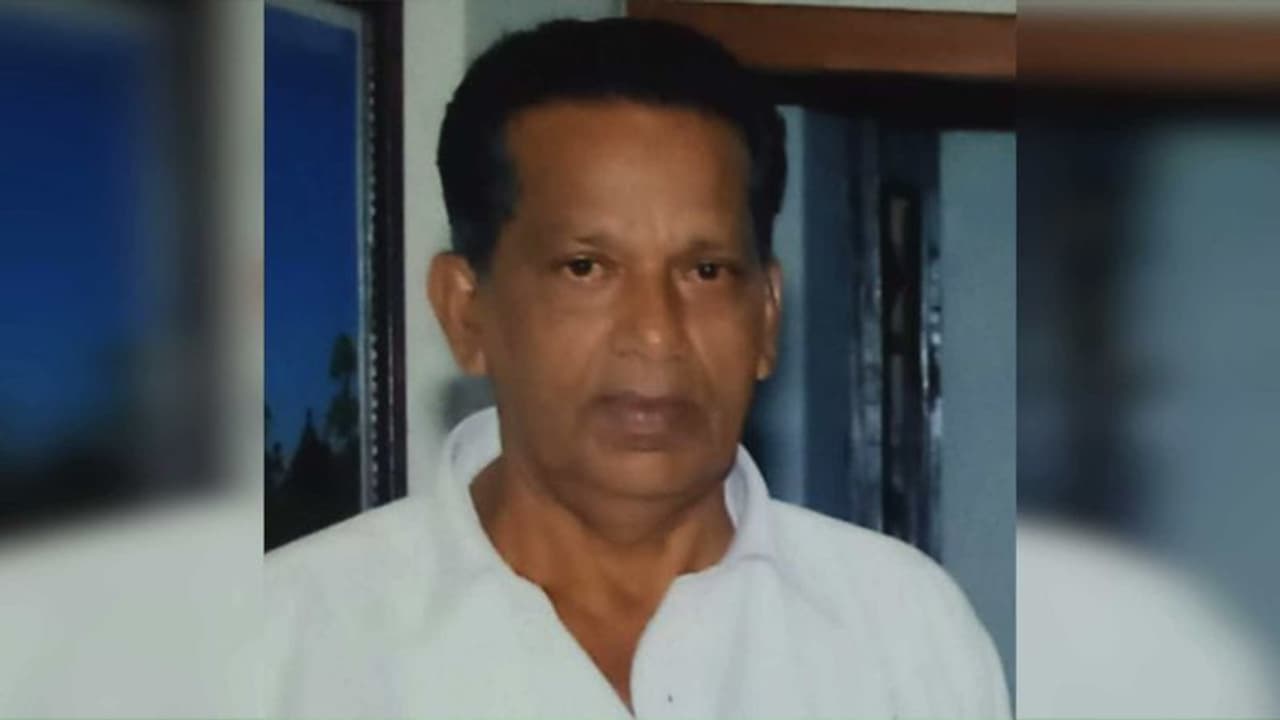 പറമ്പിലെ പണിക്കിടെ കടന്നല്‍ക്കൂട്ടം ഇളകി വന്നു; മുഖത്തും തലയിലും കുത്തേറ്റു, 83കാരന് ദാരുണാന്ത്യം