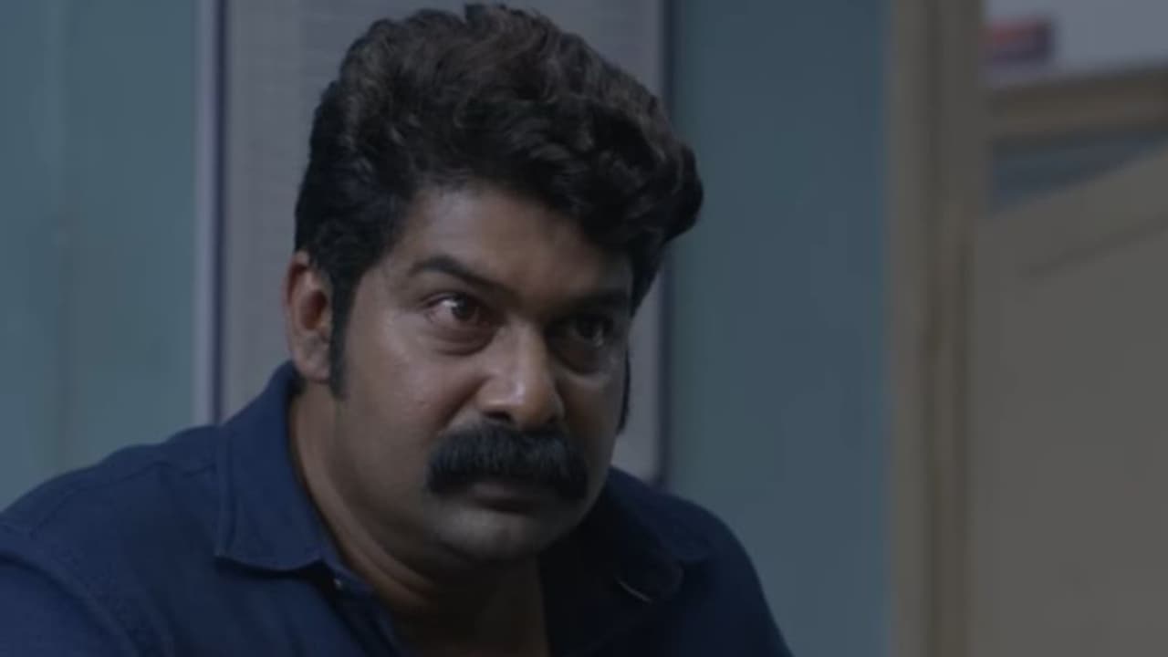 പതിഞ്ഞ താളത്തിൽ, ത്രില്ലടിപ്പിച്ച കുറ്റാന്വേഷണ ചിത്രം; ജോജുവിന്റെ 'ഇരട്ട' രണ്ടാം വാരത്തിലേക്ക് പതിഞ്ഞ താളത്തിൽ, ത്രില്ലടിപ്പിച്ച കുറ്റാന്വേഷണ ചിത്രം; ജോജുവിന്റെ 'ഇരട്ട' രണ്ടാം വാരത്തിലേക്ക്