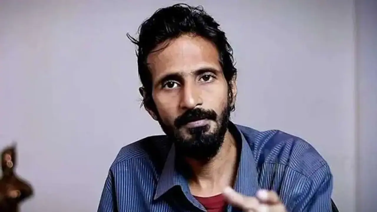 கூட்டணியில் இருந்து வெளியேறுங்கள்… பாஜக குறித்து கிஷோர் கே சுவாமி பரபரப்பு கருத்து!! கூட்டணியில் இருந்து வெளியேறுங்கள்… பாஜக குறித்து கிஷோர் கே சுவாமி பரபரப்பு கருத்து!!