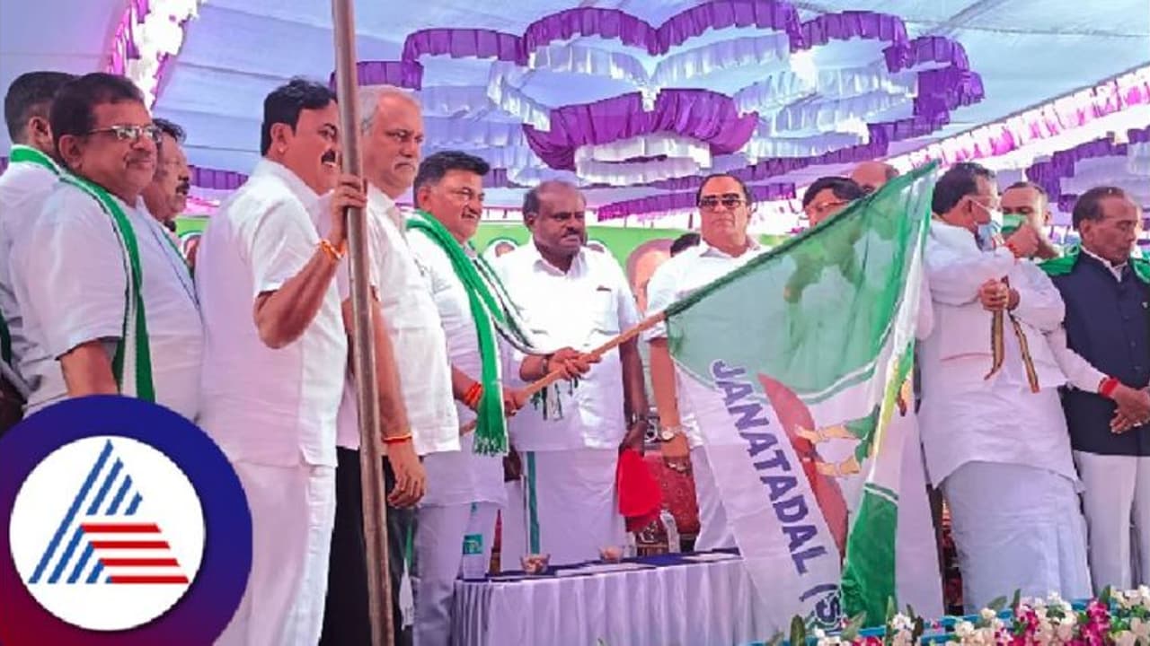 ಕಾಂಗ್ರೆಸ್ ಕಾಲು ಮುರಿದ ಕುದುರೆ ಕೊಟ್ಟು ನನಗೆ ಅಧಿಕಾರ ನಡೆಸಲು ಬಿಟ್ಟರು; ಎಚ್ಡಿಕೆ ಕಾಂಗ್ರೆಸ್ ಕಾಲು ಮುರಿದ ಕುದುರೆ ಕೊಟ್ಟು ನನಗೆ ಅಧಿಕಾರ ನಡೆಸಲು ಬಿಟ್ಟರು; ಎಚ್ಡಿಕೆ