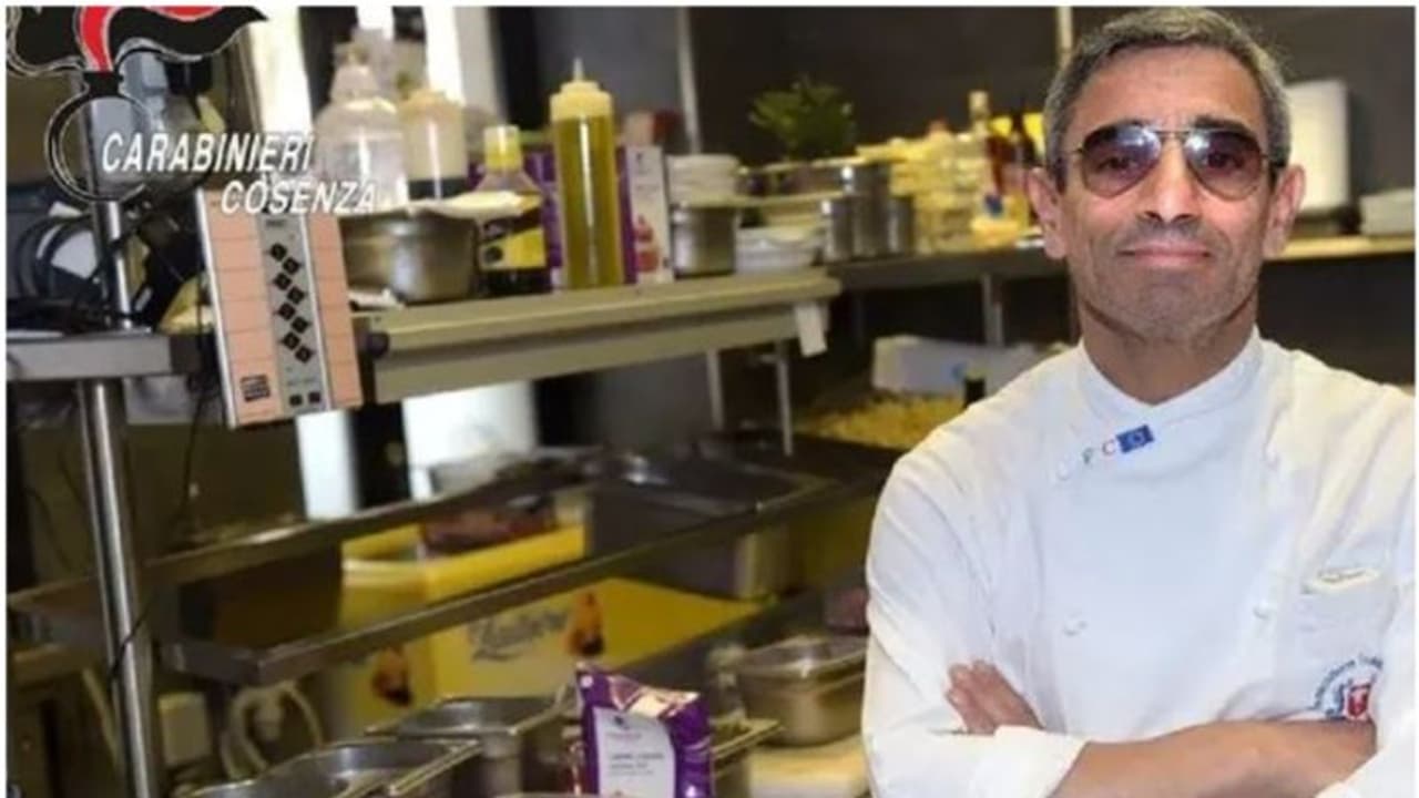 ഇറ്റലിയിലെ ഏറ്റവും ശക്തനായ മാഫിയാ തലവന് അറസ്റ്റില്; പിടികൂടിയത് പിസാ ഷെഫായി ജോലി ചെയ്യവെ! ഇറ്റലിയിലെ ഏറ്റവും ശക്തനായ മാഫിയാ തലവന് അറസ്റ്റില്; പിടികൂടിയത് പിസാ ഷെഫായി ജോലി ചെയ്യവെ!