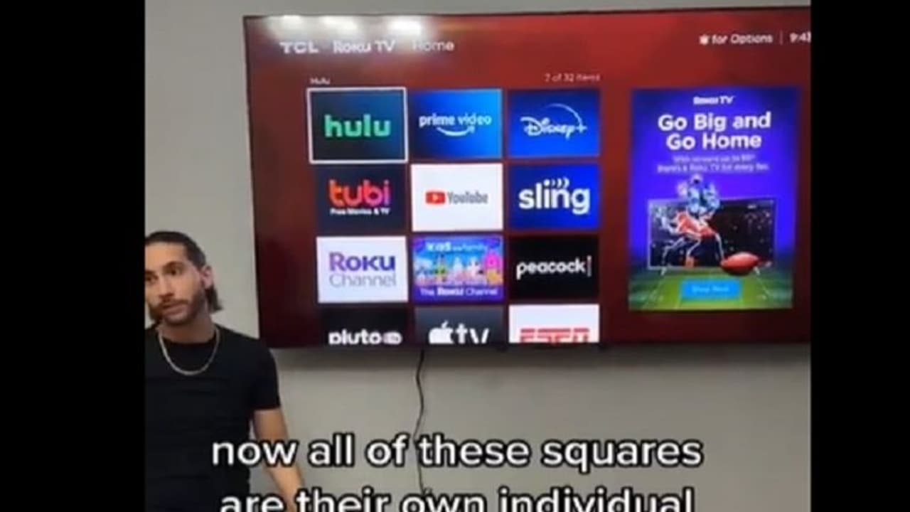 వృద్ధురాలికి స్మార్ట్ టీవీని ఎలా ఉపయోగించాలో ఓపికతో నేర్పించిన వ్యక్తి.. సోషల్ మీడియాలో వీడియో వైరల్..