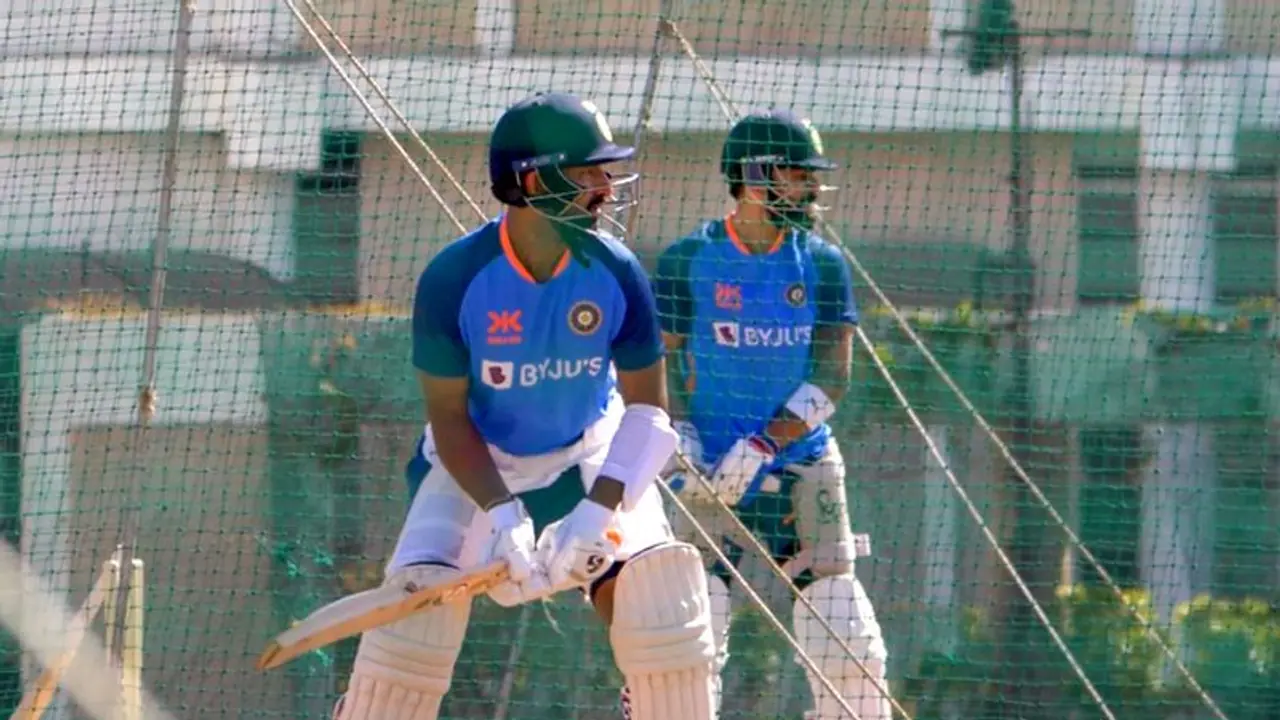 రోహిత్‌ శర్మకి బౌలింగ్ చేసిన విరాట్ కోహ్లీ... ఆస్ట్రేలియాతో టెస్టుకి ముందు అరుదైన దృశ్యం...