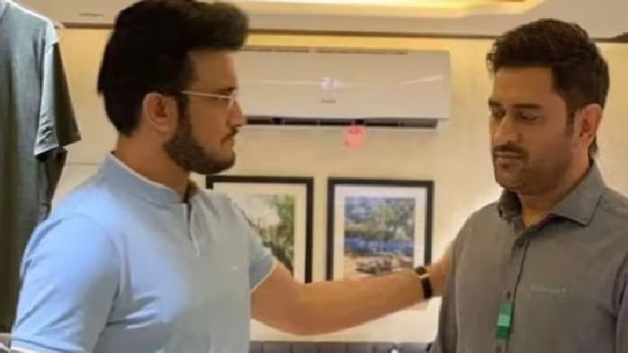 ಧೋನಿ ಭೇಟಿಯಾದ ದಾದಾ; ಐಪಿಎಲ್ ಟೂರ್ನಿಗೂ ಮುನ್ನ 'ಖಾಸ್ ಬಾತ್'..?